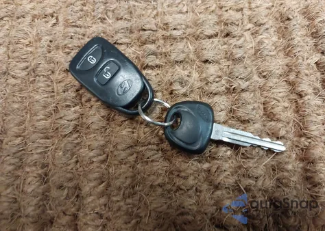 2009 Hyundai Santa Fe Gls z USA, uszkodzony, nr VIN 5NMSG13D09H293422